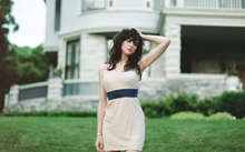 women dress houses 2880x1800 wallpaper 